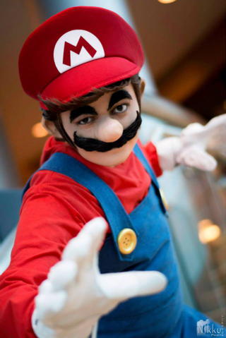 Illustration for article titled Human Family Transformed Into Mario, Luigi & Friends